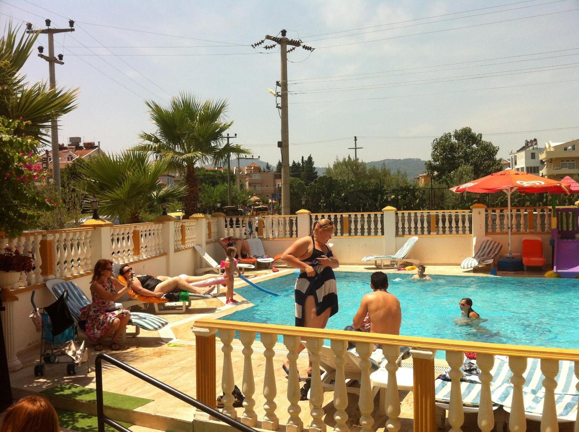 Irem Apart Hotel Marmaris Exteriér fotografie